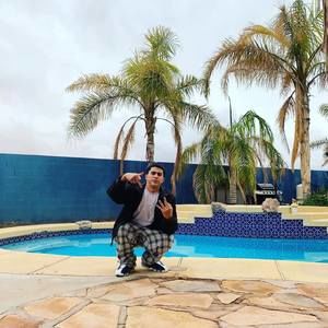 Meet your Posher, Manuel